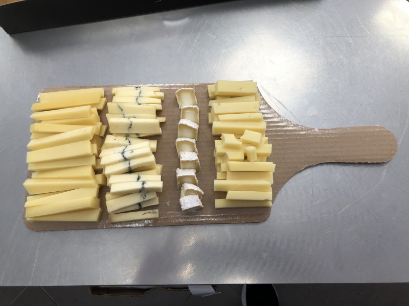 Planche apéro dînatoire charcuterie fromage à La Boucherie des Arts à Béziers 